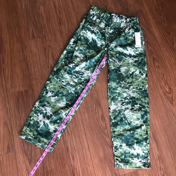 URBAN OUTFITTERS Camo Streetwear Pants Size Small NWT - Picture 5 of 8
